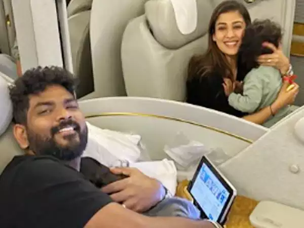 දික්කසාදයක් පිළිබඳ කටකතා සන්සුන් කිරීමට නයන්තාරා ප්‍රීතිමත් පවුල් දිවියේ පින්තූරයක් බෙදා ගනී