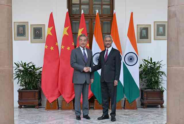 චීන-ඉන්දීය සබඳතා තවදුරටත් ශක්තිමත් කිරීමට දෙරට අතර එකඟතාවක්