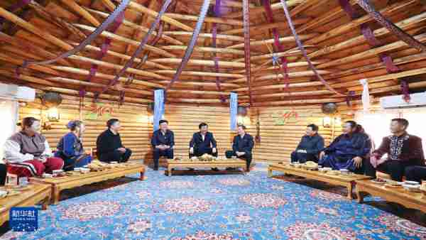 චීනයේ ෂින්ජ්‍යං උයිගුර් ස්වායත්තය පිළිබඳ ෂී ජින්පිං මහතාගේ වැදගත් මාර්ගෝපදේශ ක්‍රියාවට නැංවීමේ අවශ්‍යතාව අවධාරණය කෙරේ