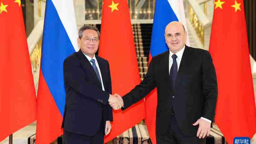 රුසියාව සමග ආයෝජන, බලශක්ති, කෘෂිකර්මාන්ත යන ක්ෂේත්‍රයන් හි සමීප සහයෝගීතාවයකට චීන අගමැතිගෙන් ප්‍රතිඥා
