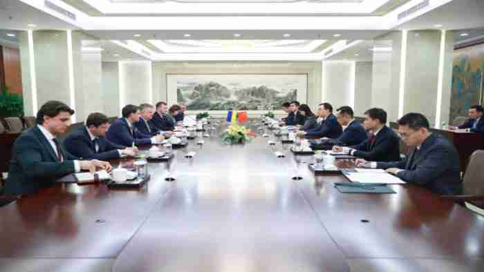 චීන සහ යුක්රේන විදේශ අමාත්‍යාංශ අතර දේශපාලන උපදේශන පැවැත්වෙයි