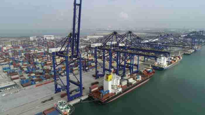 හයිනාන් නිදහස් වෙළඳ වරාය ආශ්‍රිත විශේෂ රේගු මෙහෙයුම් අරඹා මාසයක් තුළ එහි ඉහළ ආර්ථික වර්ධනයක්