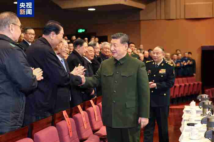 චීන හමුදා ජ්‍යෙෂ්ඨයන්ට චීන ජනපතිගෙන් වසන්ත උත්සව සුබ පැතුම්